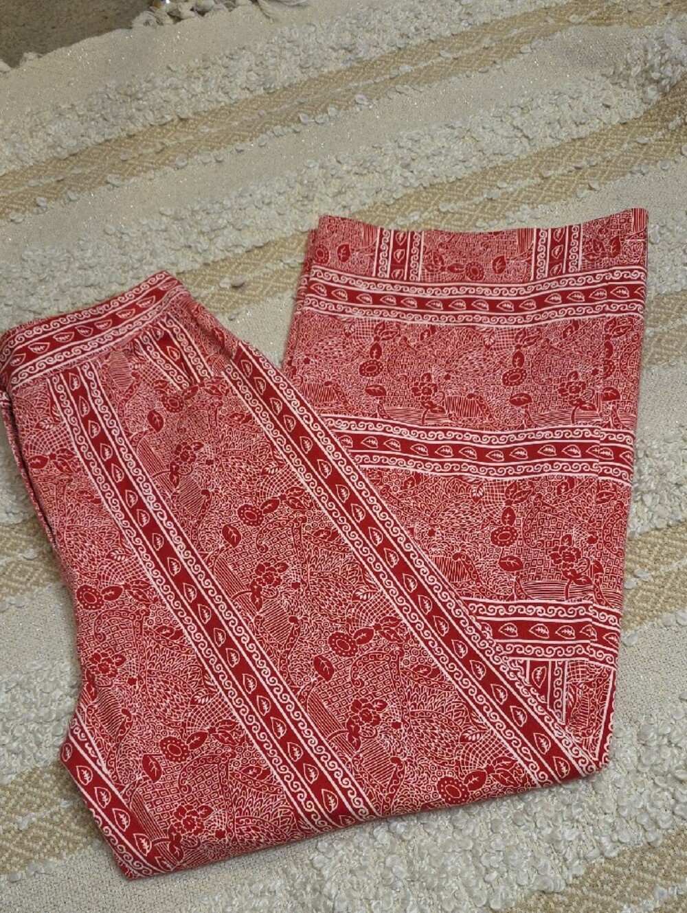 Printed Wide-Leg Cotton Pants in Pinky Red White Floral Paisley Medium (S) - Picture 10 of 12